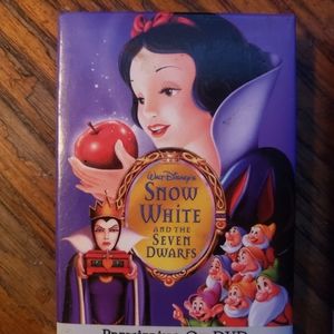 Disney Pin Button - Snow White